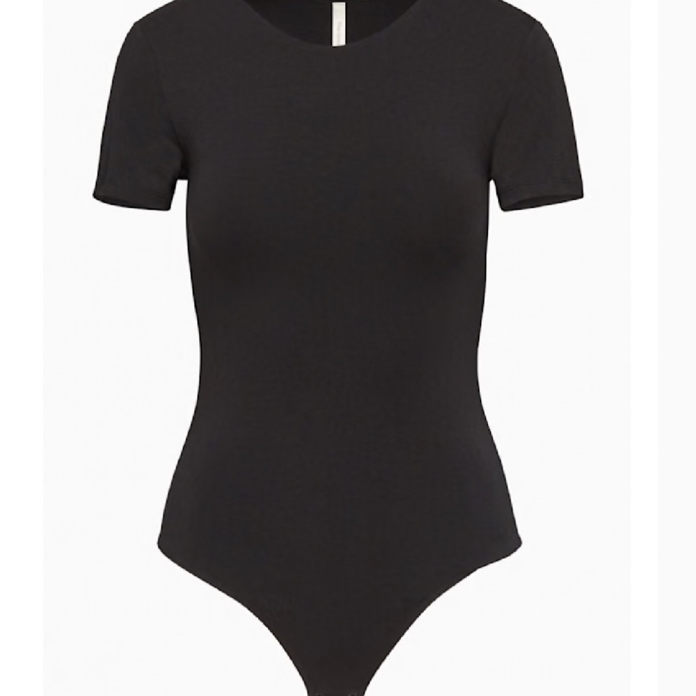 Aritzia Babaton Soft Contour body suit